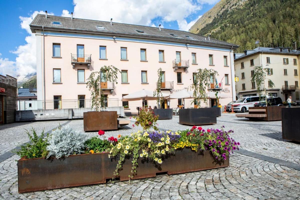 Bb Garni Motta Hotel Airolo Luaran gambar